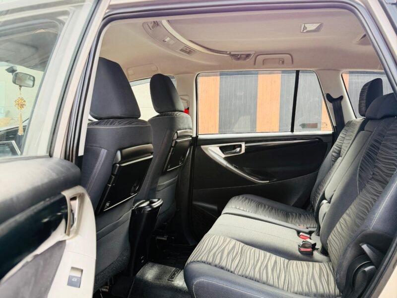 2017 July Toyota Innova Crysta V (Diesel)