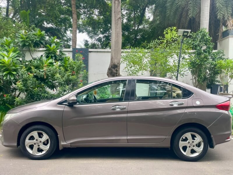 2015 September Honda City VX AT (Petrol)