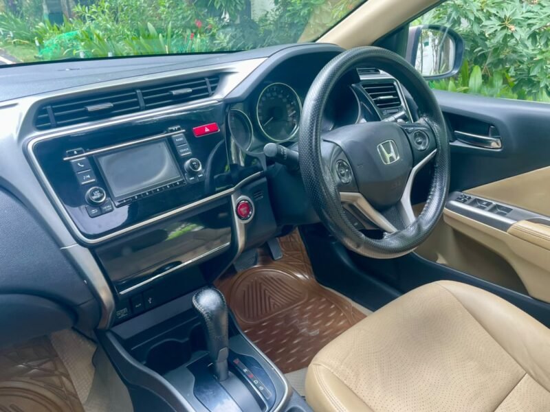 2015 September Honda City VX AT (Petrol)