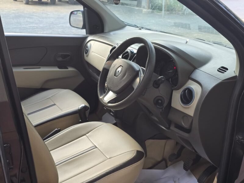 2015 July Renault Lodgy RXL (Diesel )