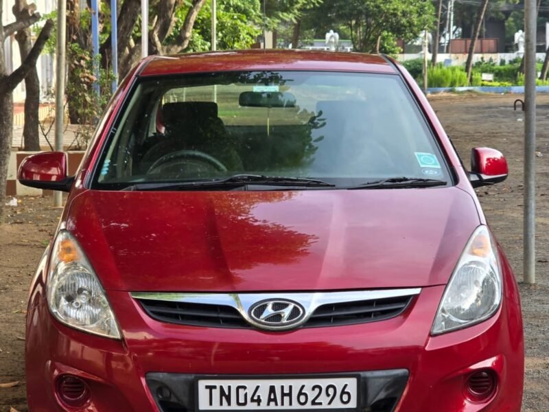 2011 July Hyundai i20 Magna (Petrol)