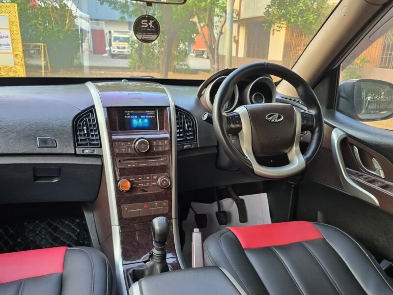 2014/2016 Oct Mahindra XUV 500 W4 (Diesel)